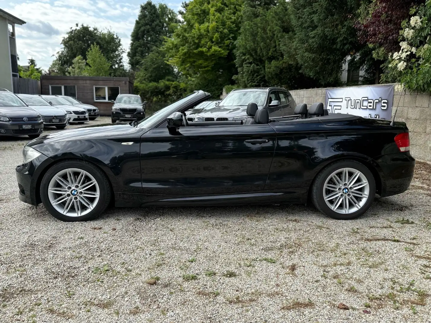 BMW 120 d Cabrio MPaket/Xenon/HiFi/Navi/Ledersitze Schwarz - 2