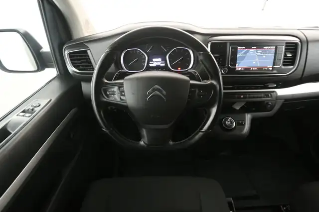 Citroen Jumpy view 2