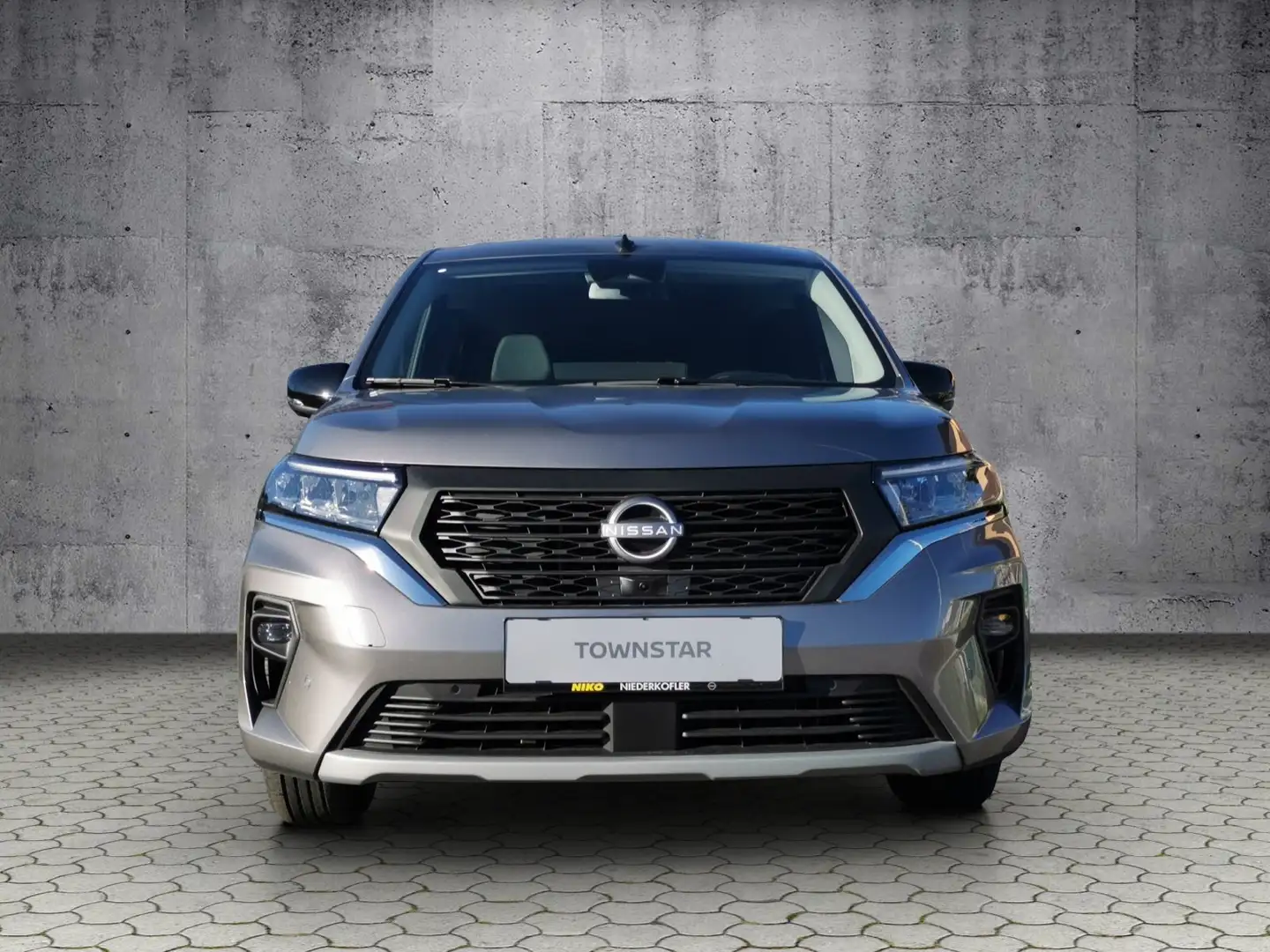Nissan Townstar L2 DIG-T 130 Tekna 7-Sitzer Grijs - 2