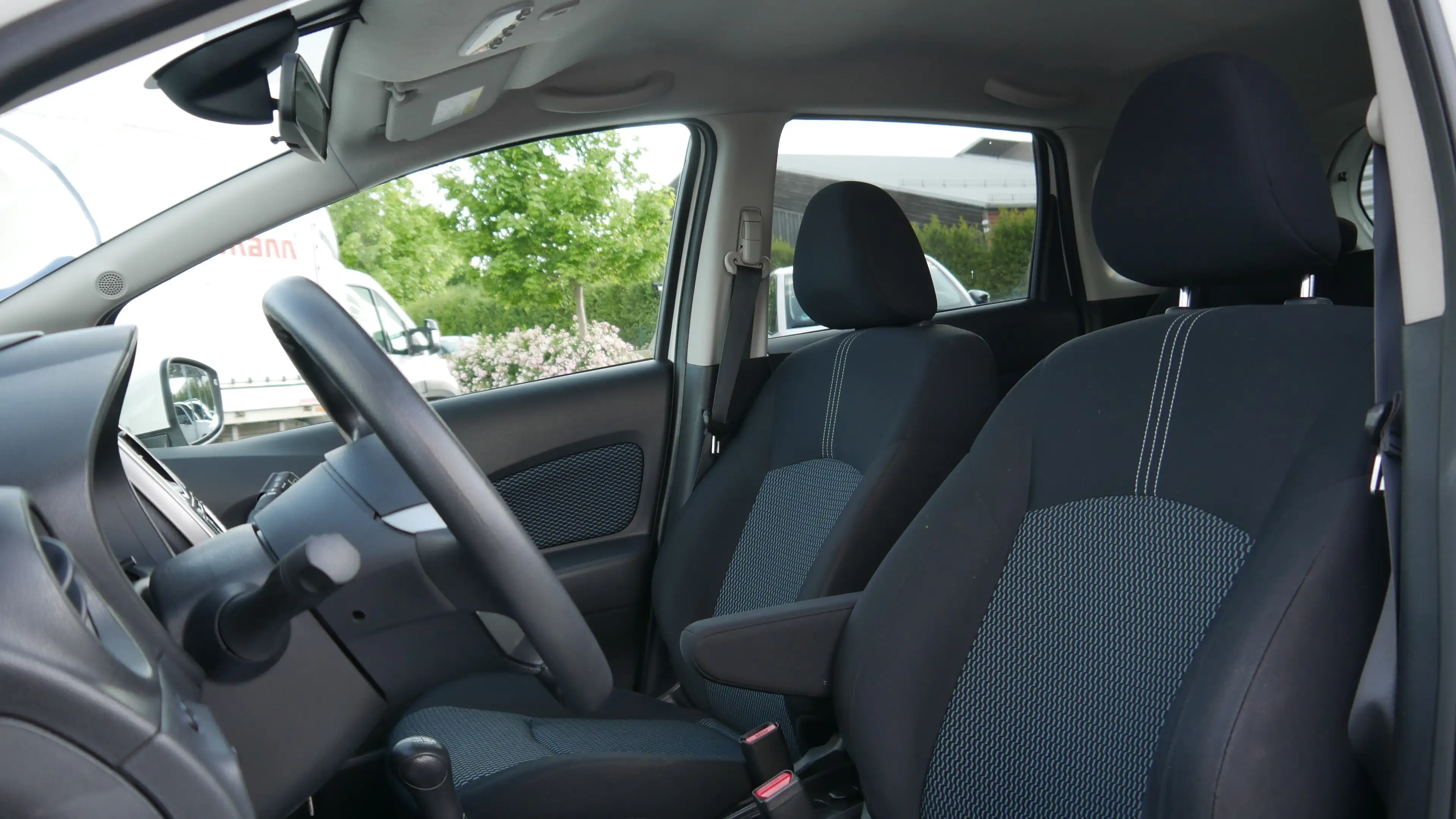 Nissan Note Scheckheftgepflegt 2. Hand Klima Navi Tempomat — photo 12
