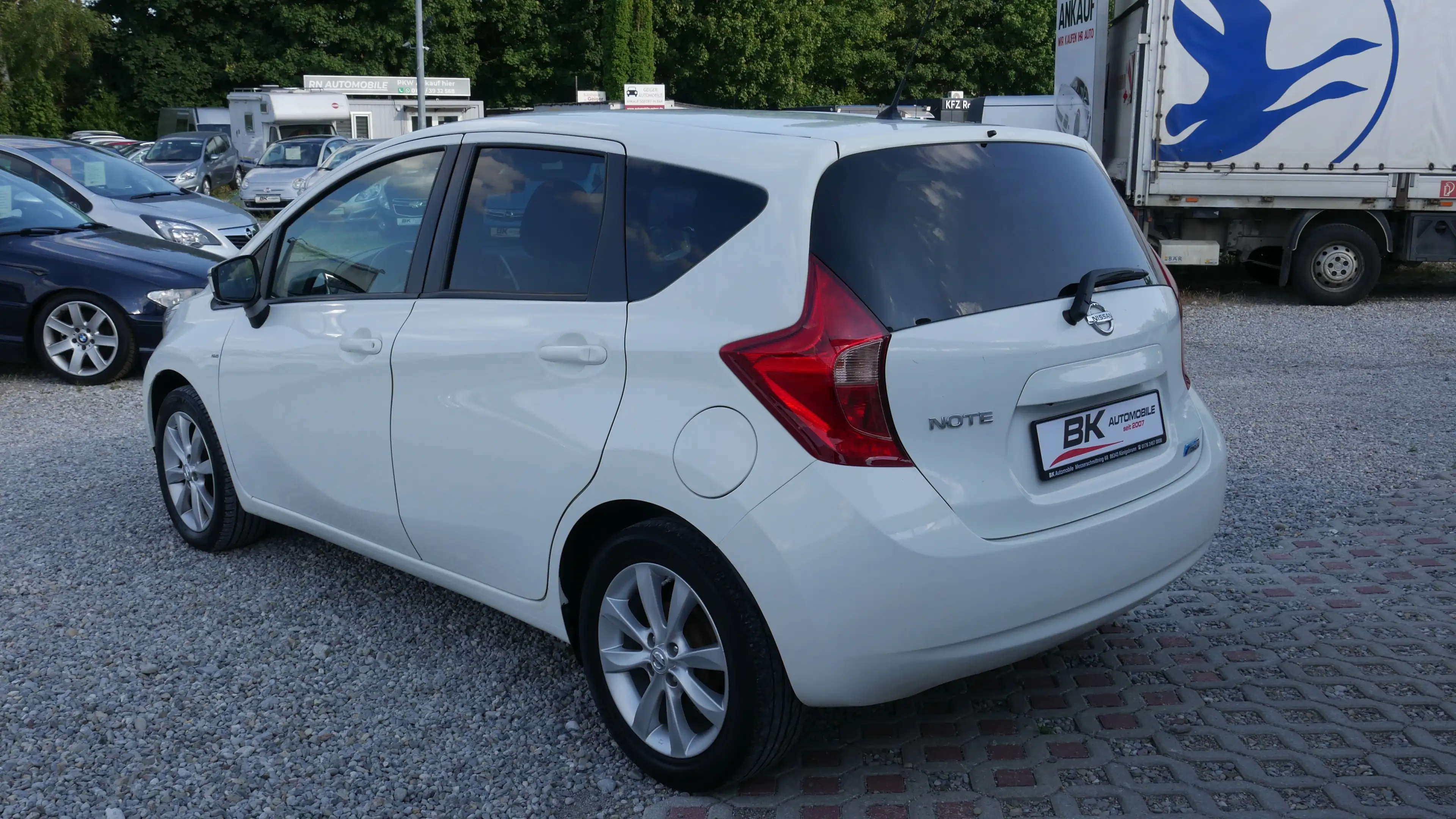 Nissan Note Scheckheftgepflegt 2. Hand Klima Navi Tempomat — photo 5