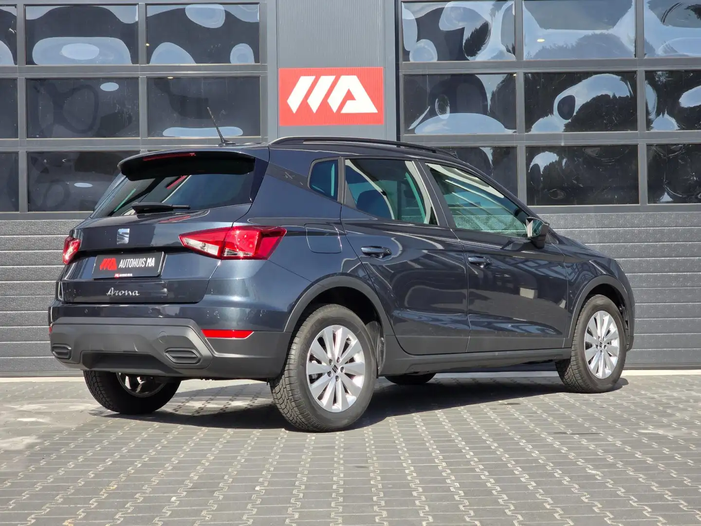 SEAT Arona 1.0 EcoTSI Style Cruise/PDC/Navi/Carplay Grau - 2