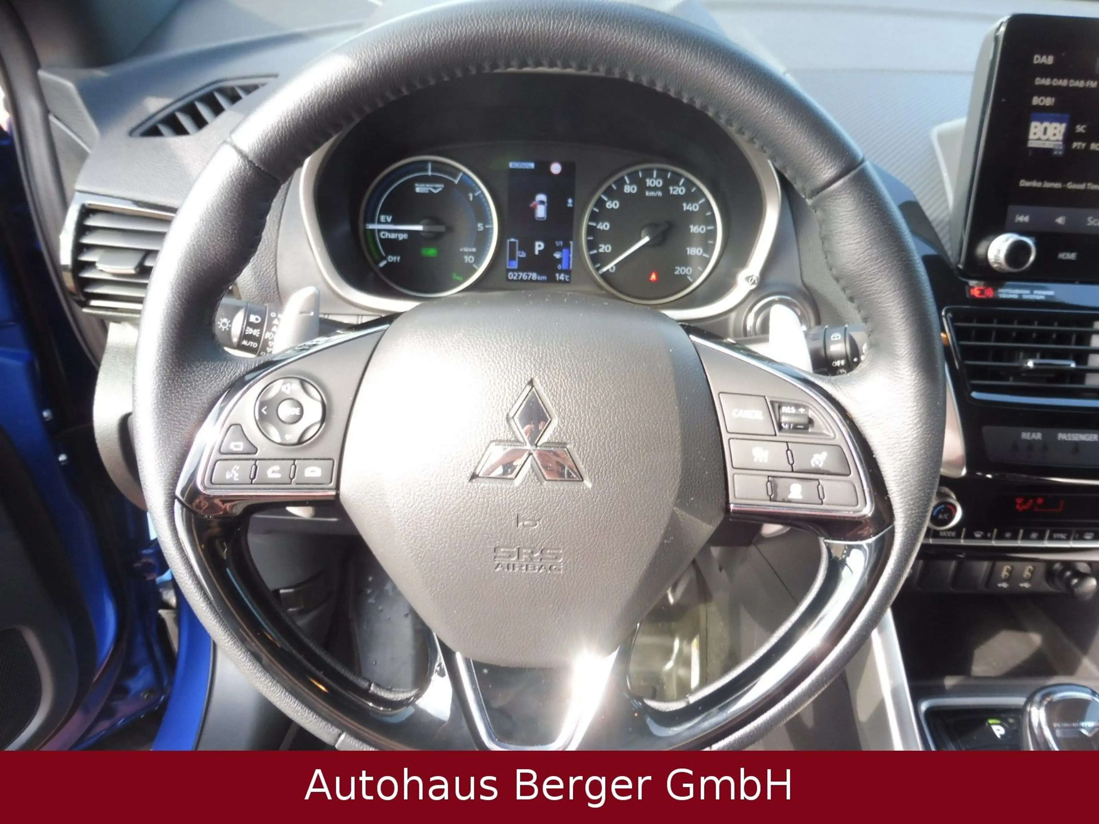 Mitsubishi Eclipse Cross Plus Select Black 2,4 PHEV Alu 20 — photo 10