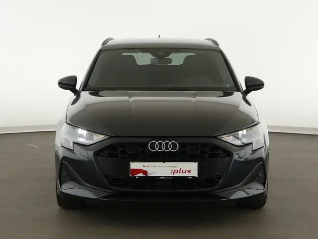 Audi A3 view 4