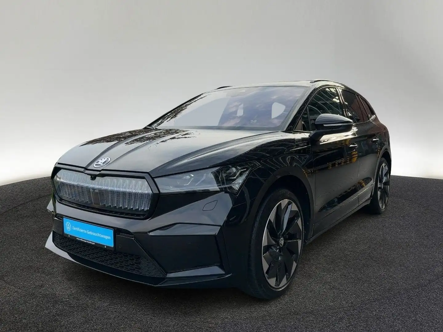 Skoda Enyaq 80 Sportline AHK HeadUp Pano Wärmep. AHK Schwarz - 1