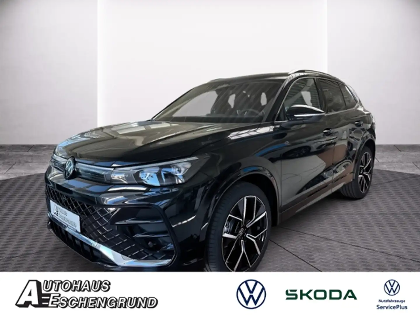 Volkswagen Tiguan R-Line 1,5 l eTSI OPF 110 kW (150 PS) 7-Gang-Dopp Schwarz - 1