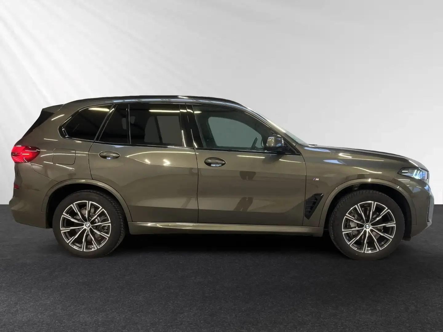 BMW X5 xDrive50e M Sport|AHK|Pano|H/K|DAProf. Grün - 2