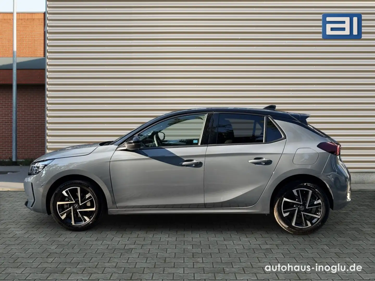Opel Corsa Opel Corsa 1.2 GS Navi Pro+Lenk SHZ+R-Kam+ACC+Inte Gris - 2