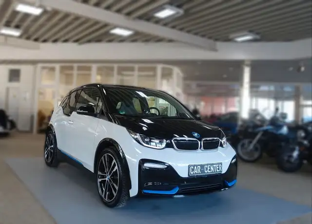 BMW i3 s 120Ah Facelift; NAV SHZ KAM GRA AAC 20" GJR