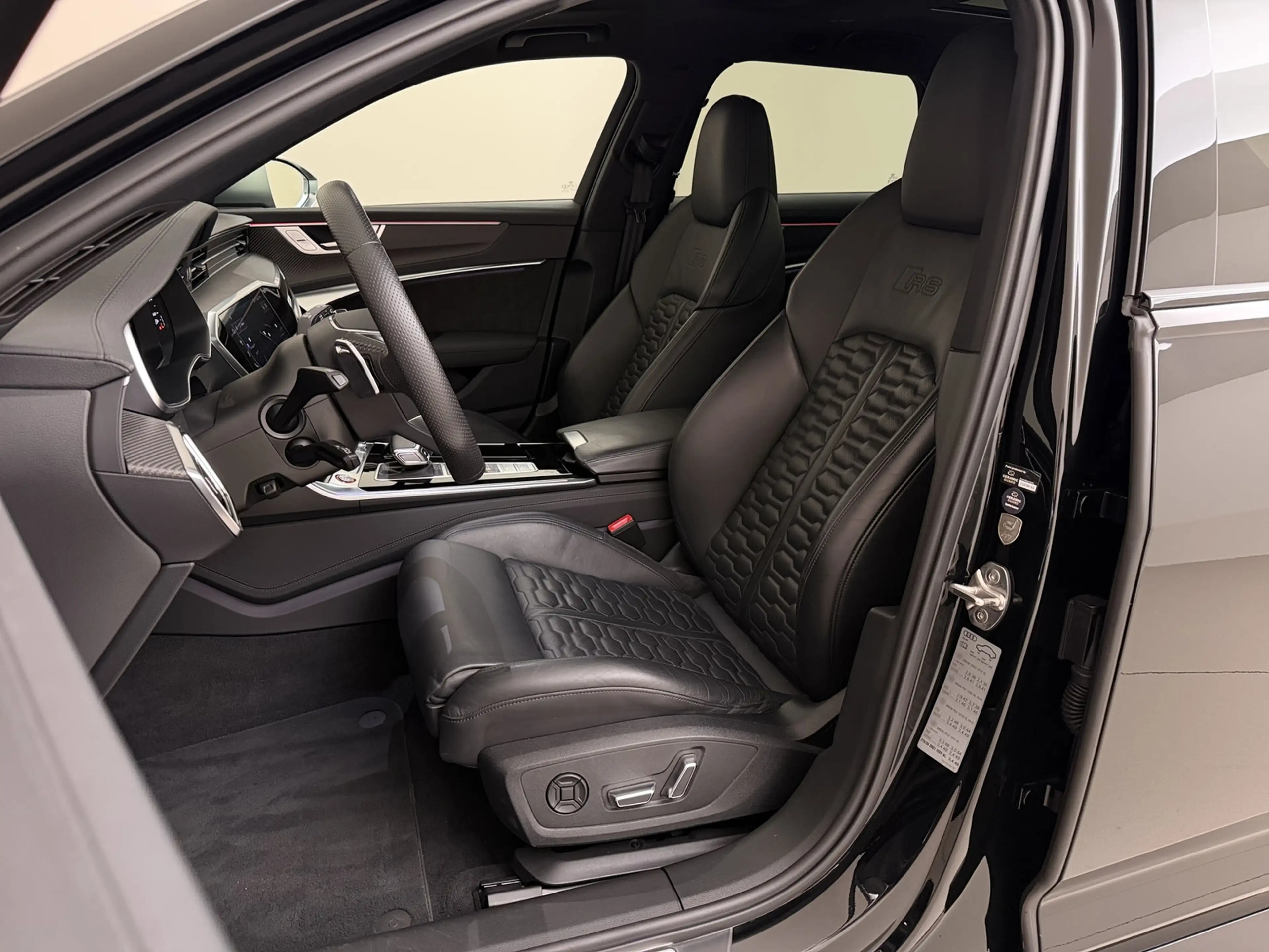 Audi RS6 Avant 4.0 TFSI quattro I Dynamic+ I Pano I Keramis — photo 3