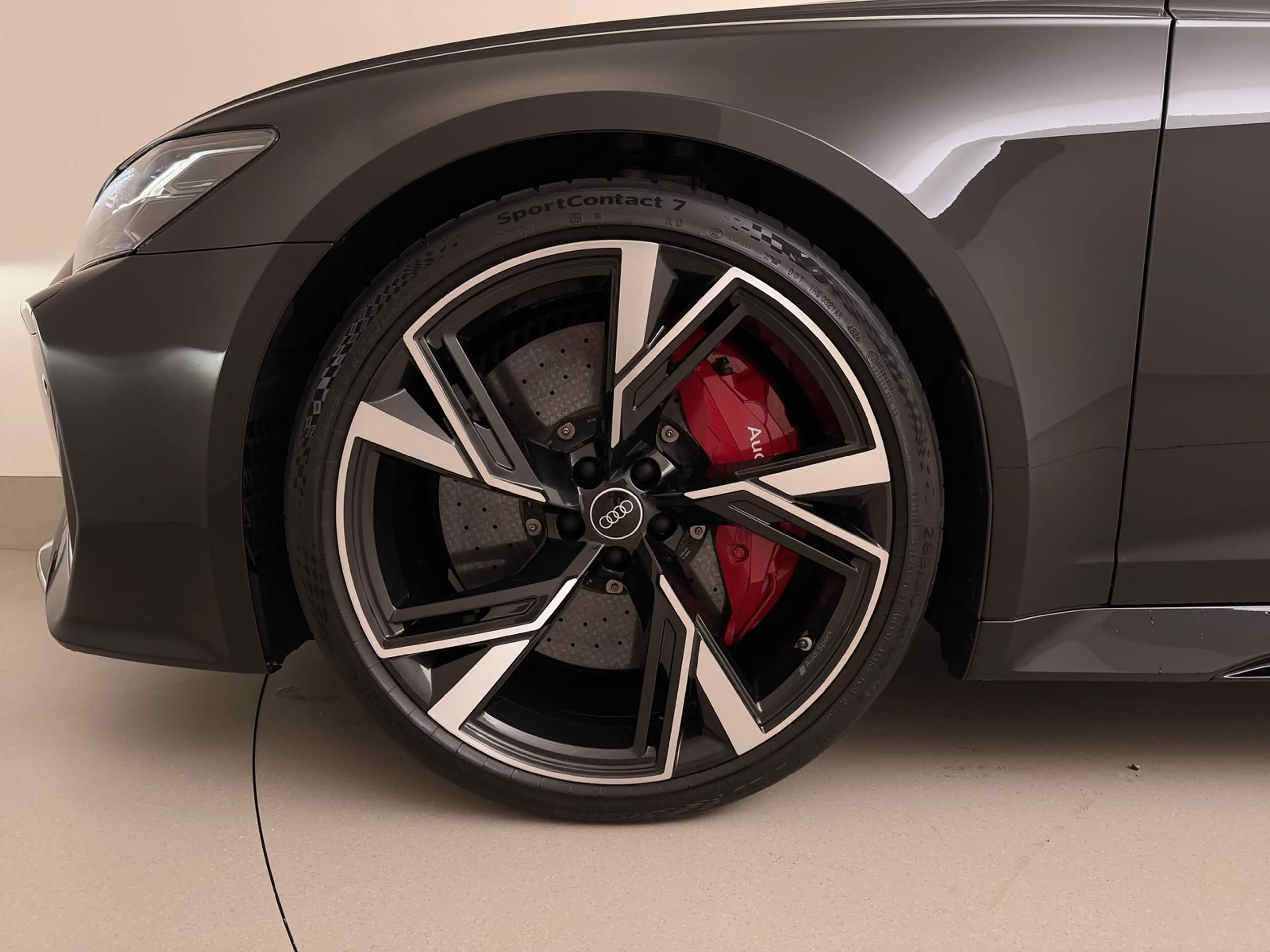 Audi RS6 Avant 4.0 TFSI quattro I Dynamic+ I Pano I Keramis — photo 11