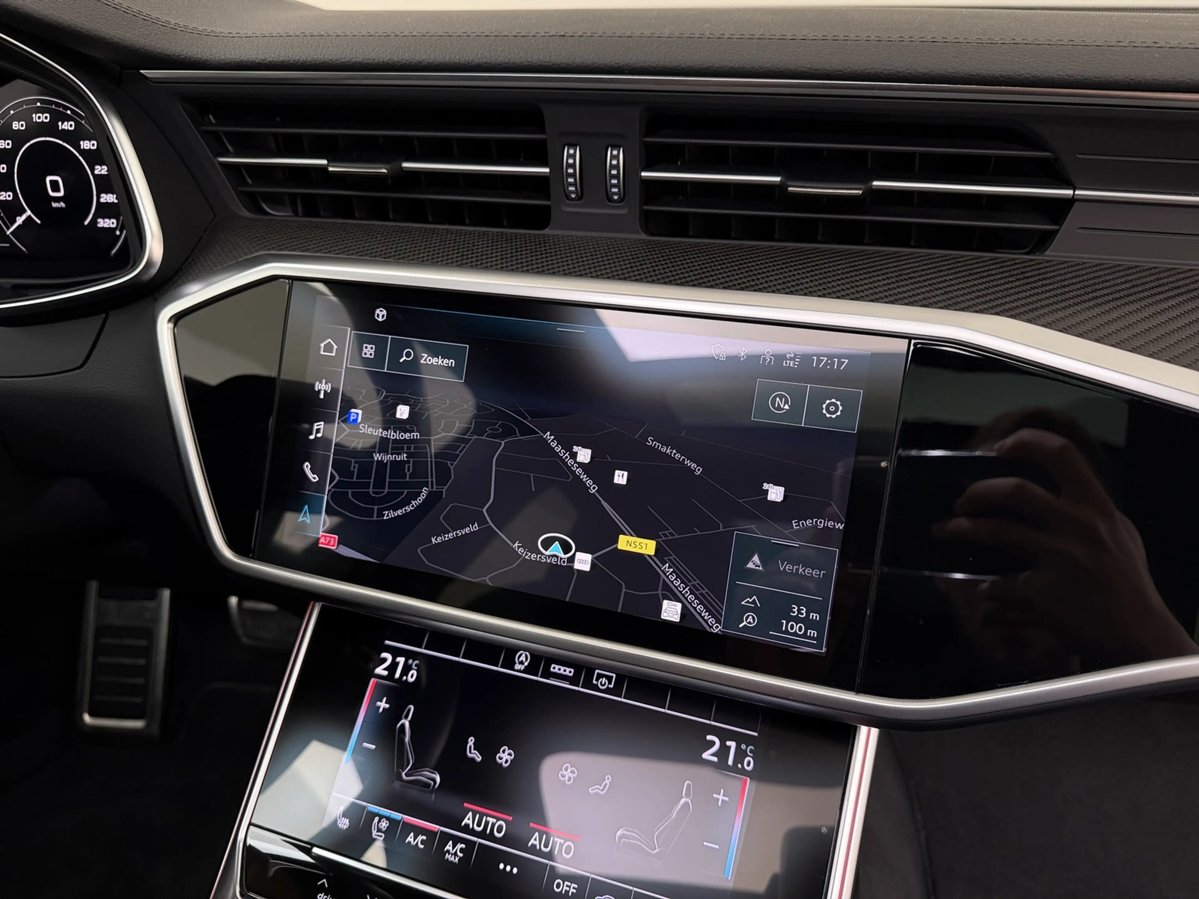 Audi RS6 Avant 4.0 TFSI quattro I Dynamic+ I Pano I Keramis — photo 15