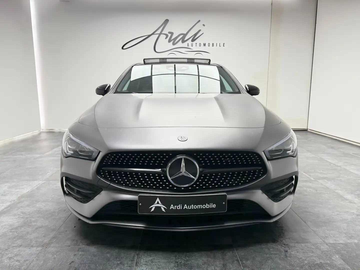 Mercedes-Benz CLA 180 *PACK AMG*PACK LIGHT*TOIT OUVRANT*GARANTIE 12 MOIS Rouge - 2