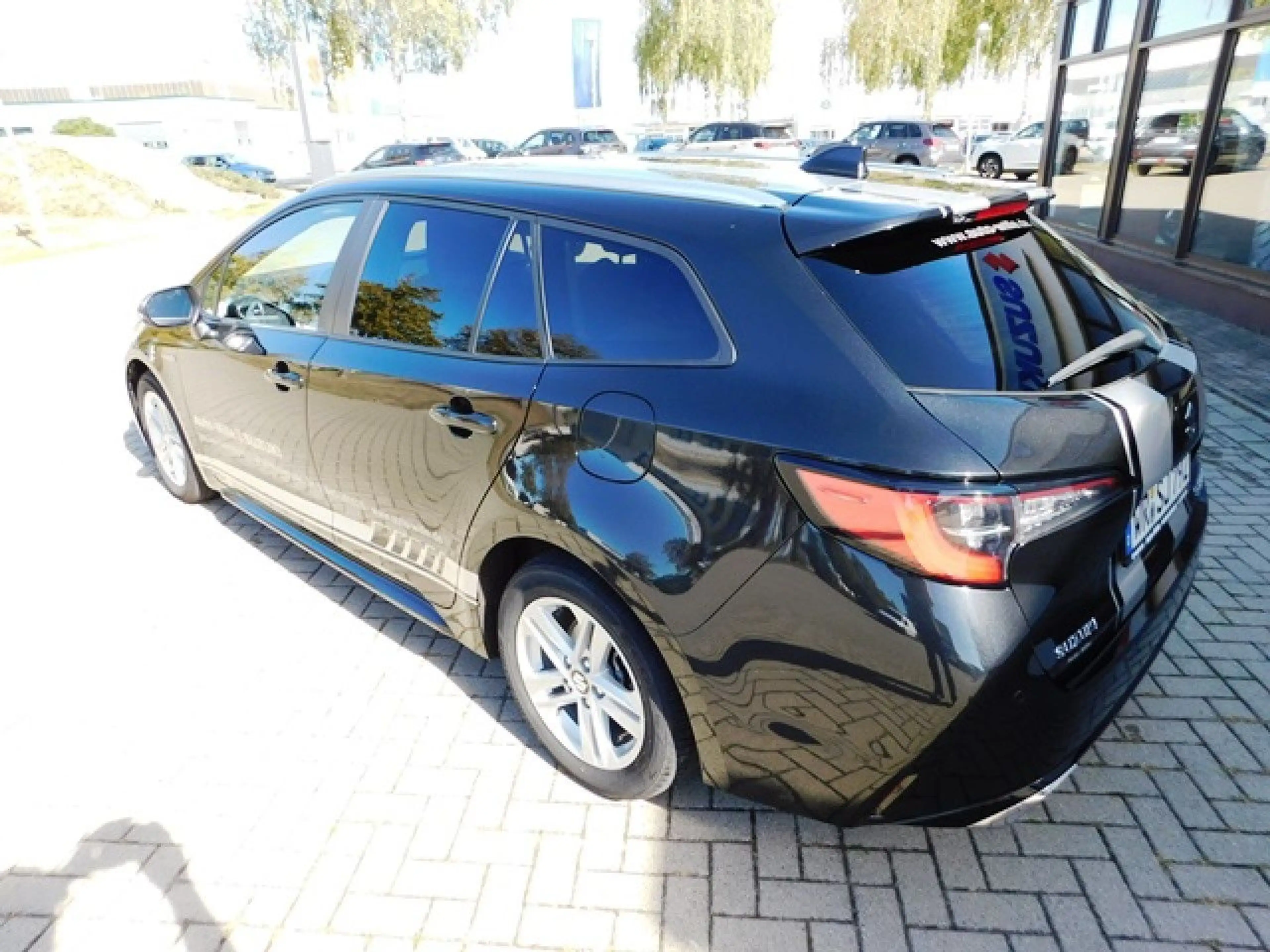Suzuki Swace 1.8 5D CVT Comfort+ Hybrid Klima Rückfahrkamera — photo 3