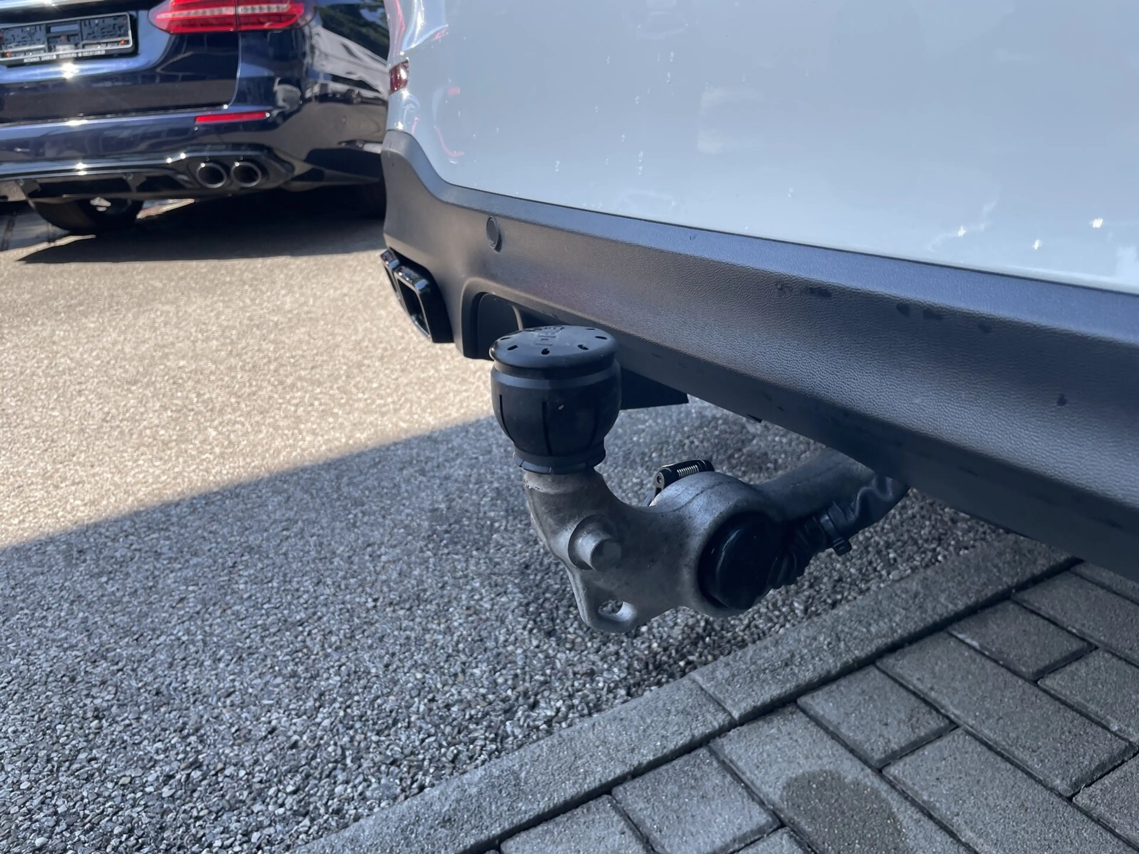 Mercedes-Benz GLC 63 AMG Mercedes-AMG GLC 63 4M+ PANO*AHK*NIGHT*DISTRONIC* — photo 14