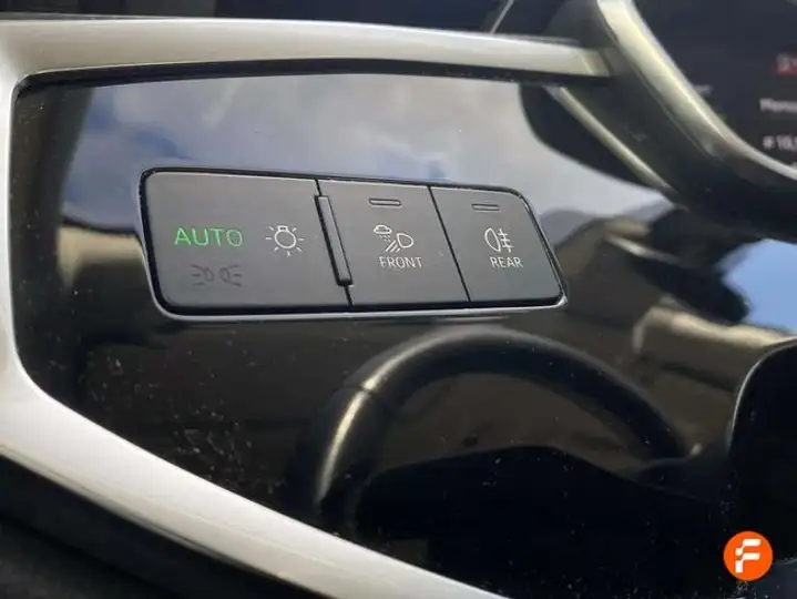 Audi Q3 2019, foto 16