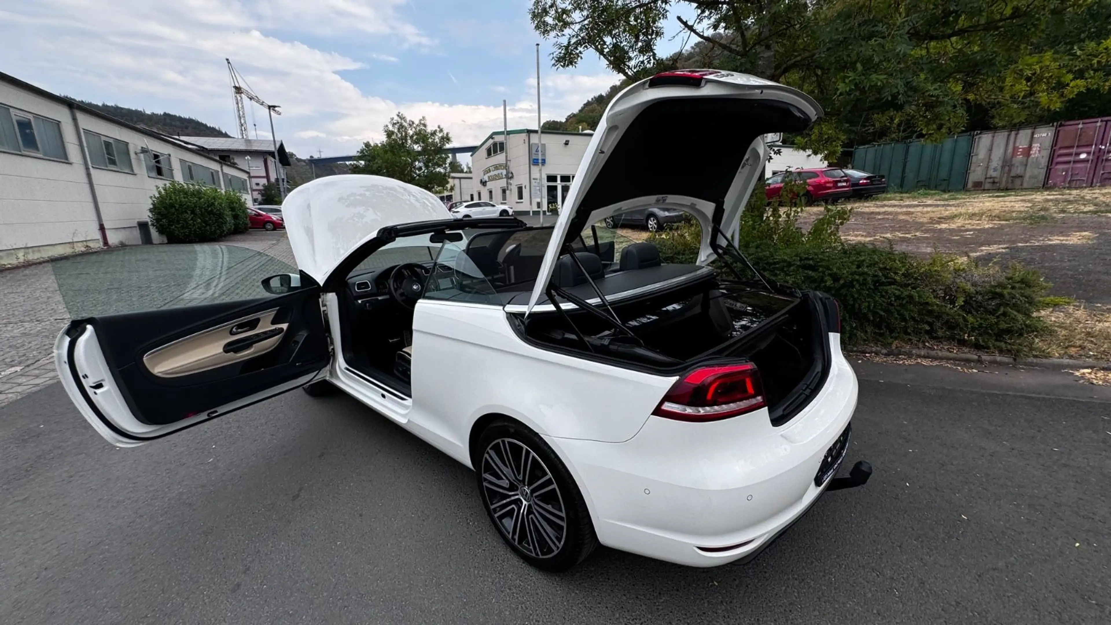 Volkswagen Eos 2,0T DSG Exclusive abs.Voll! a1.Hd Scheck.FP! — photo 3