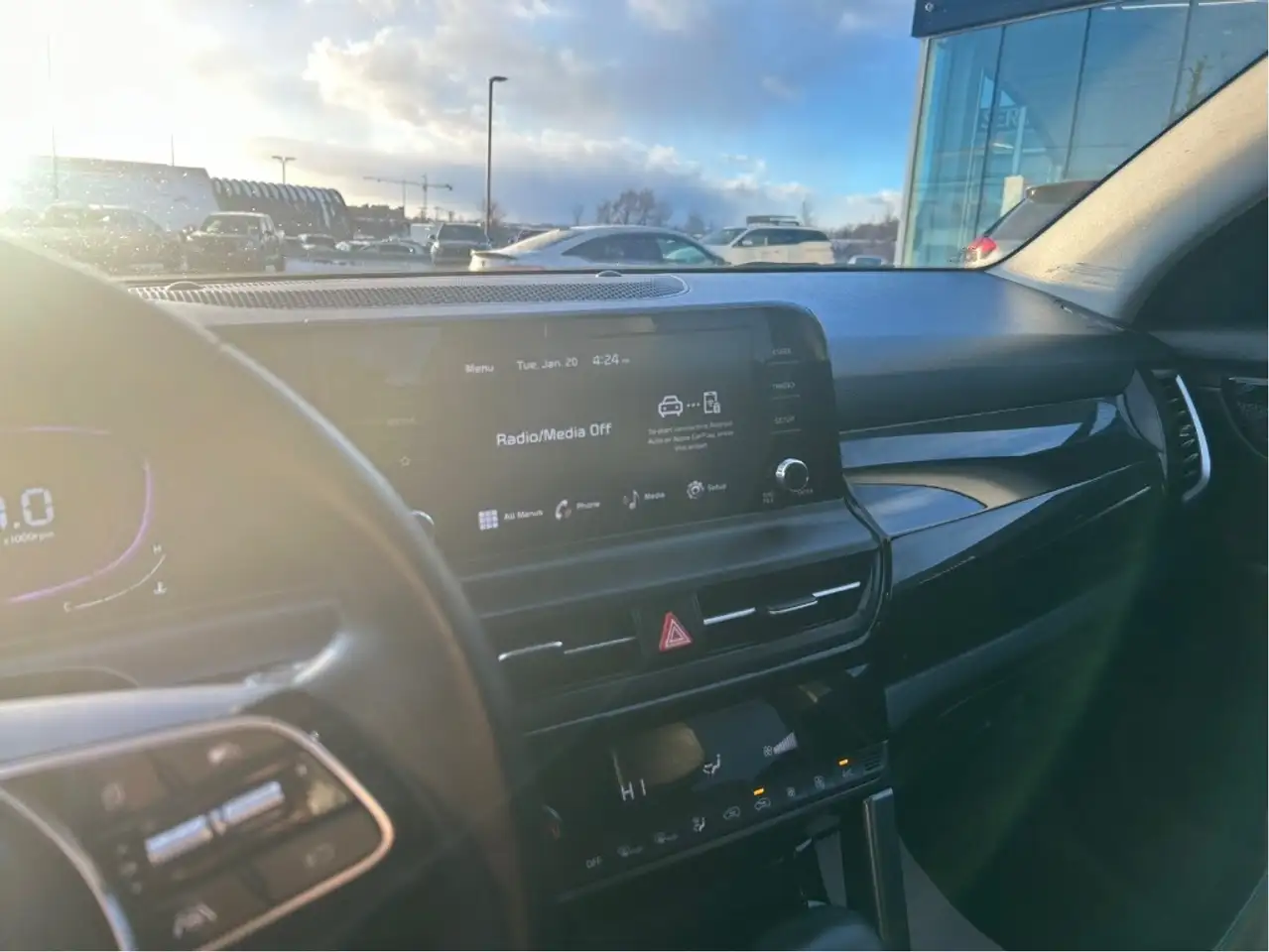 Kia Seltos снимка Kia Seltos