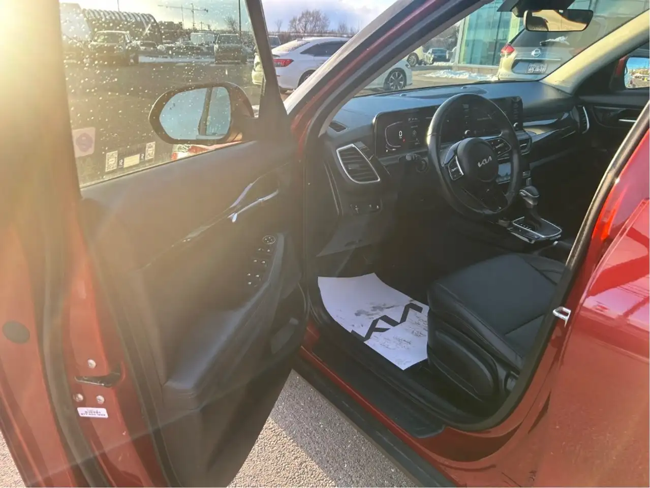 Kia Seltos снимка Kia Seltos