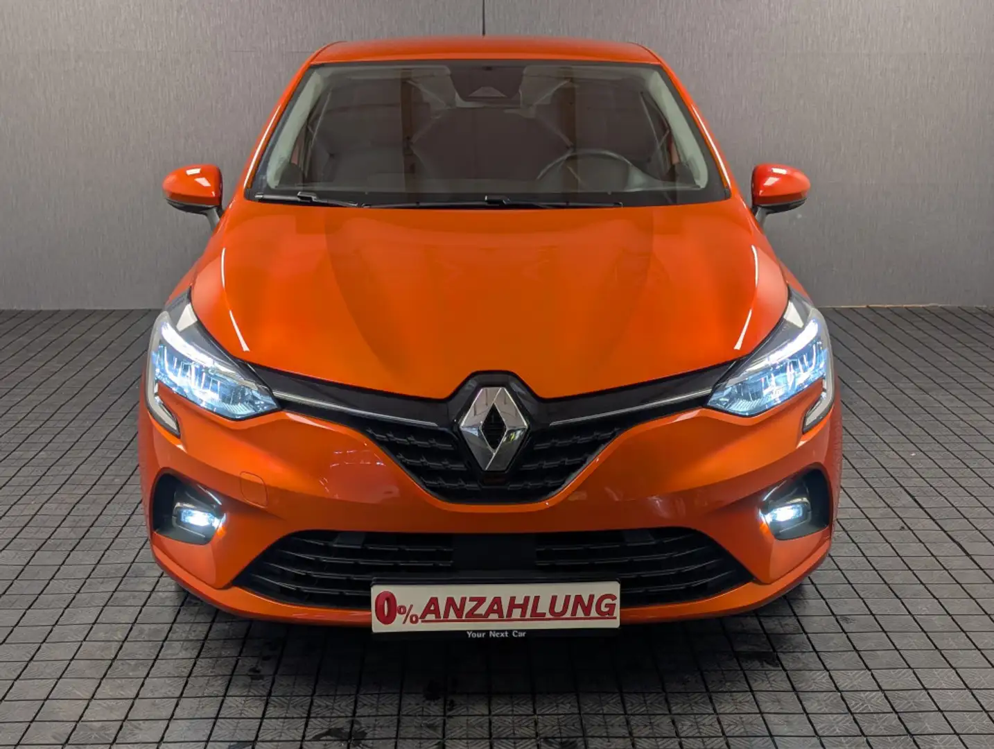 Renault Clio Experience Hybrid+LED+Nav+DAB+Keyless+Touch Orange - 2