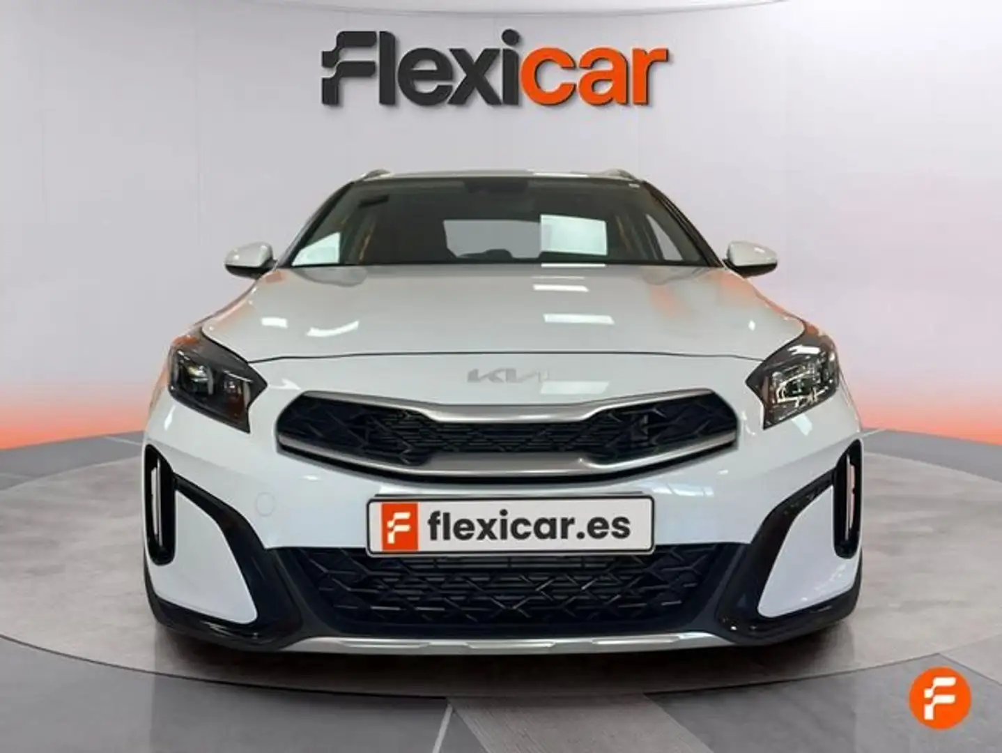 Kia XCeed 1.5 MHEV iMT Drive 118kW (160CV) Weiß - 2