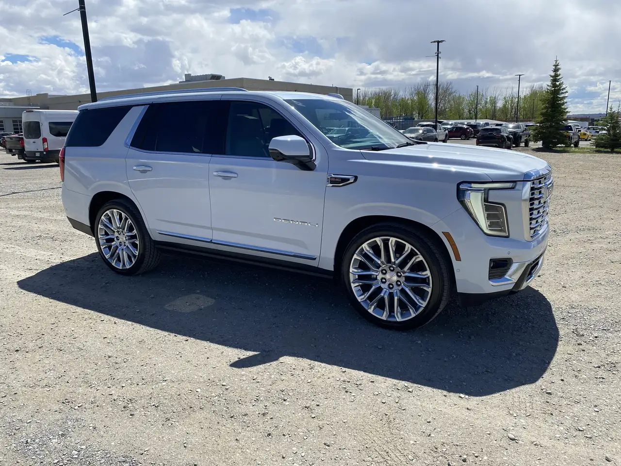 GMC Yukon photo GMC Yukon