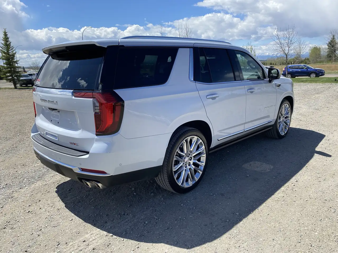 GMC Yukon photo GMC Yukon