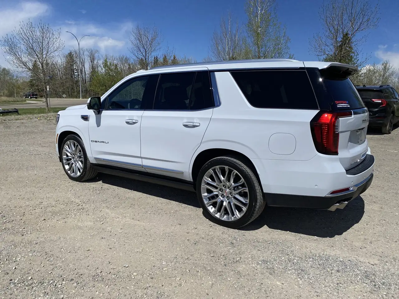 GMC Yukon photo GMC Yukon