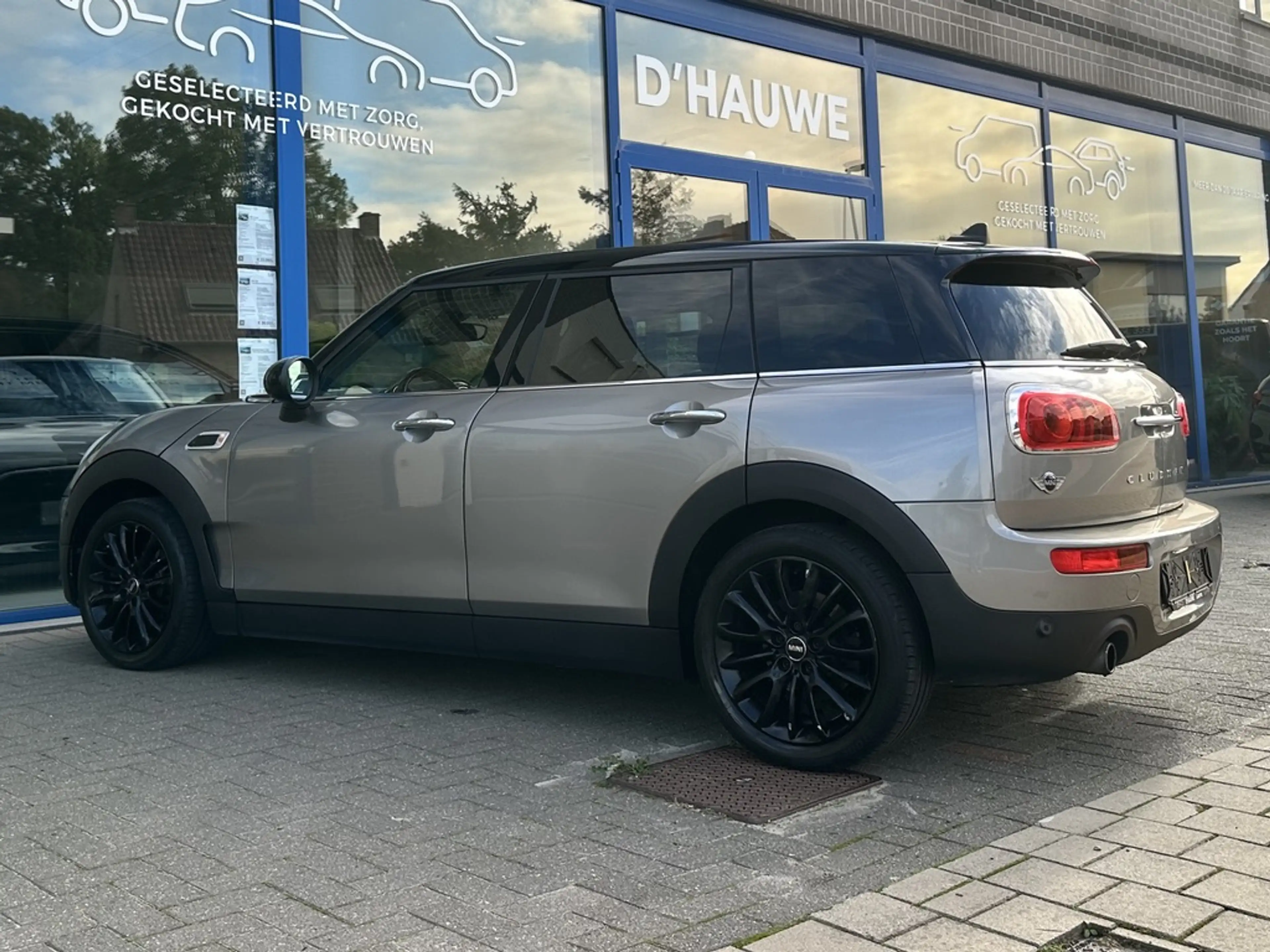 MINI Cooper Clubman Mini Cooper Clubman *automaat*LED*navi*auto ac* — photo 4