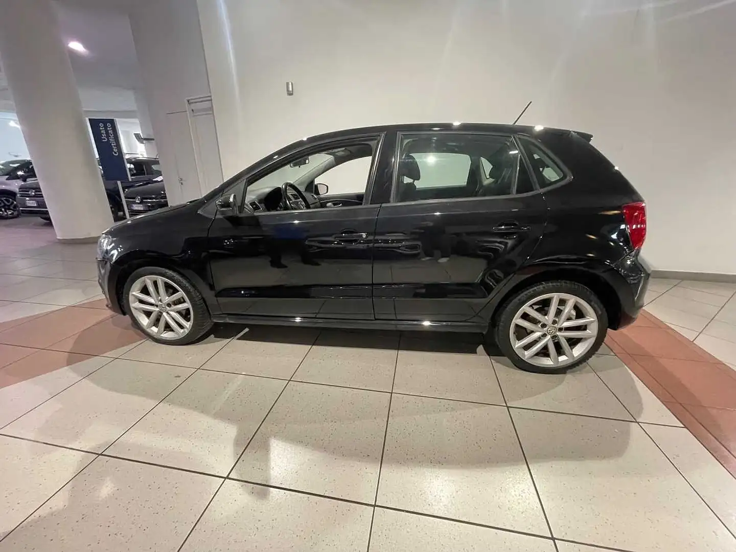 Volkswagen Polo 5ª serie 1.4 TDI 90 CV 5p. Highline BlueMotion Tec Noir - 2