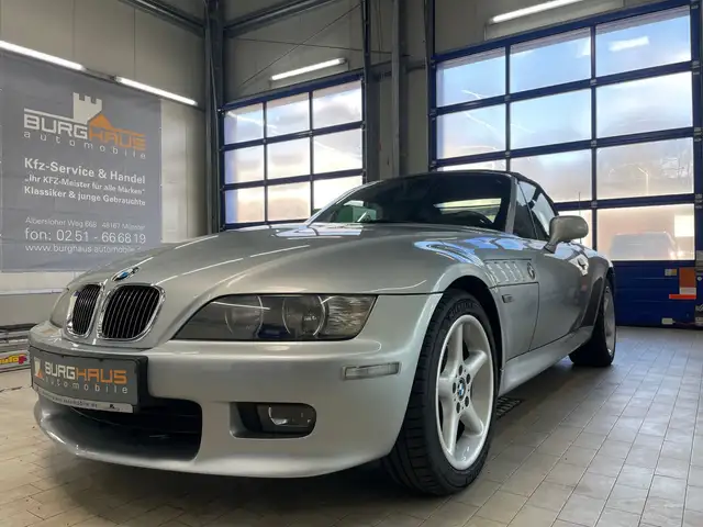 BMW Z3 Roadster 2.8/LEDER/KLIMA/AUTOM/SHZ/HARM-KARDON