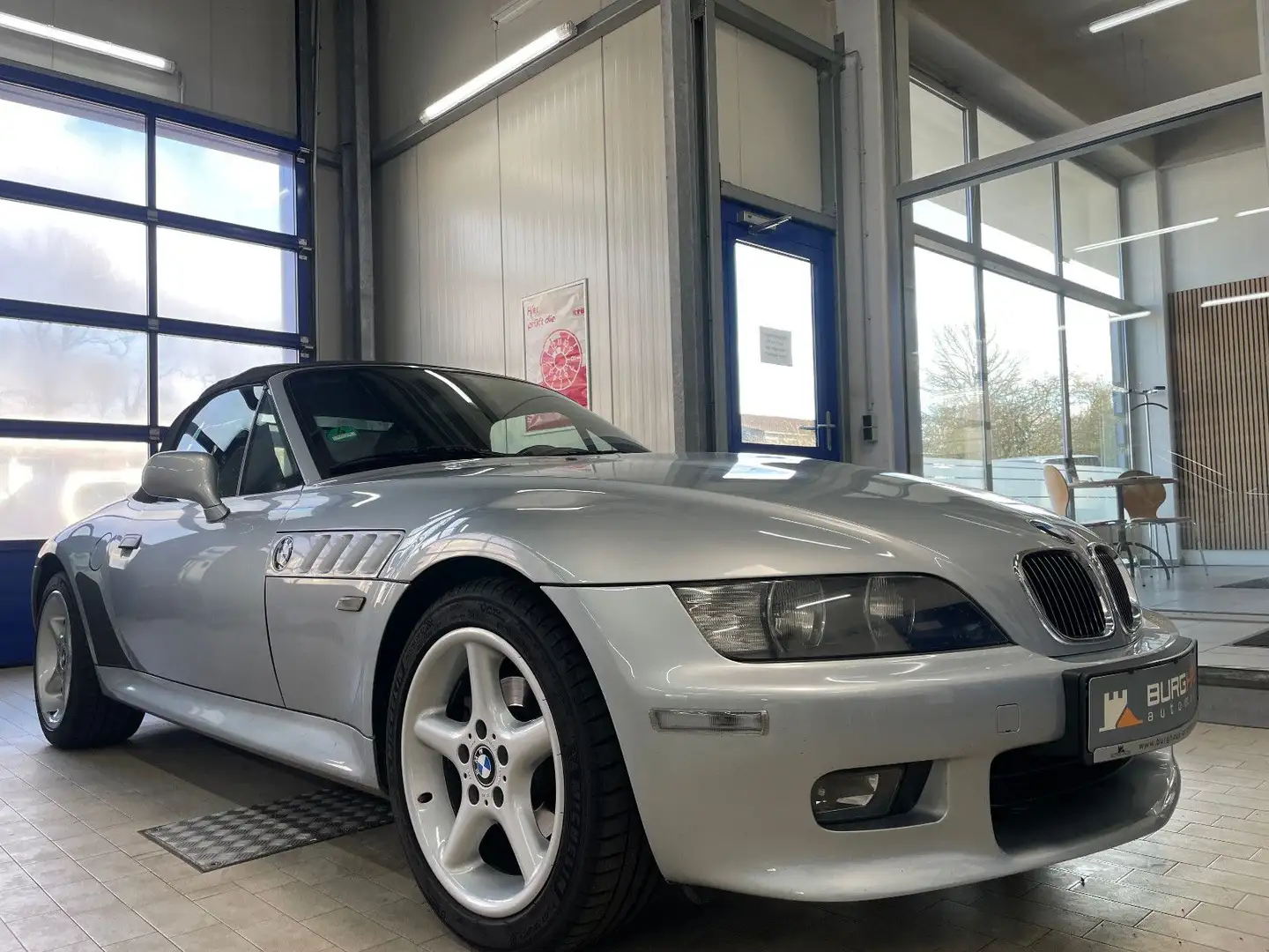 BMW Z3 Roadster 2.8/LEDER/KLIMA/AUTOM/SHZ/HARM-KARDON Grau - 2