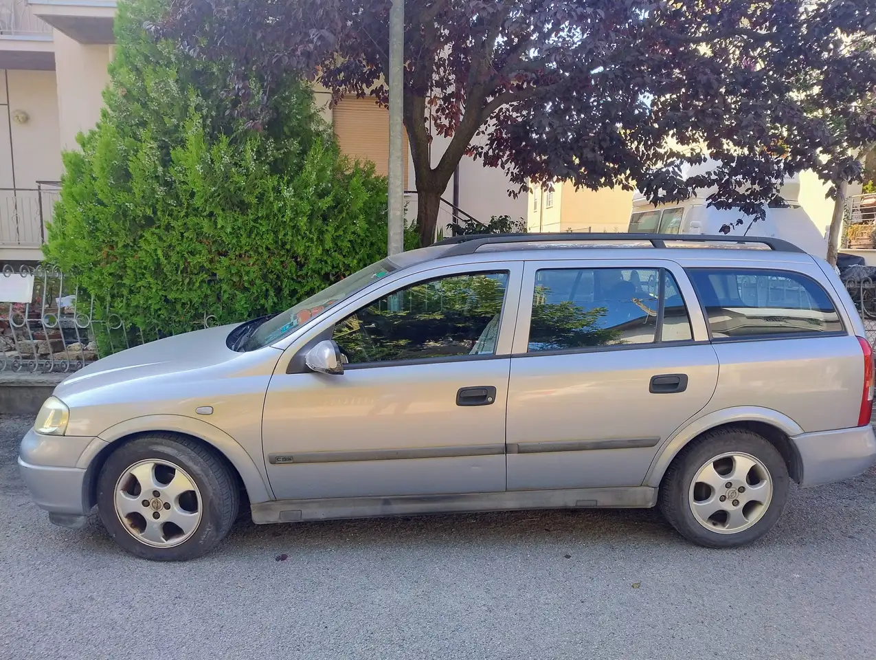 Opel Astra II 1998 SW SW 1.4i 16v Sport, foto 2