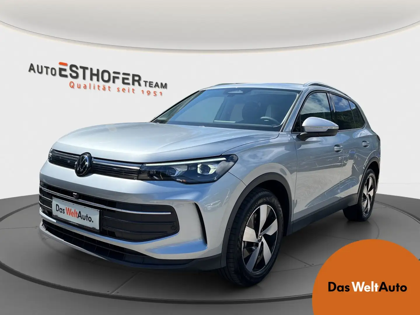 Volkswagen Tiguan Friends TDI DSG Plateado - 1