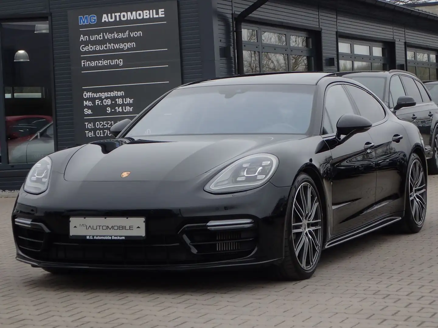 Porsche Panamera 4S Diesel - SPORT DESIGN / PANO / LUFT Negru - 2