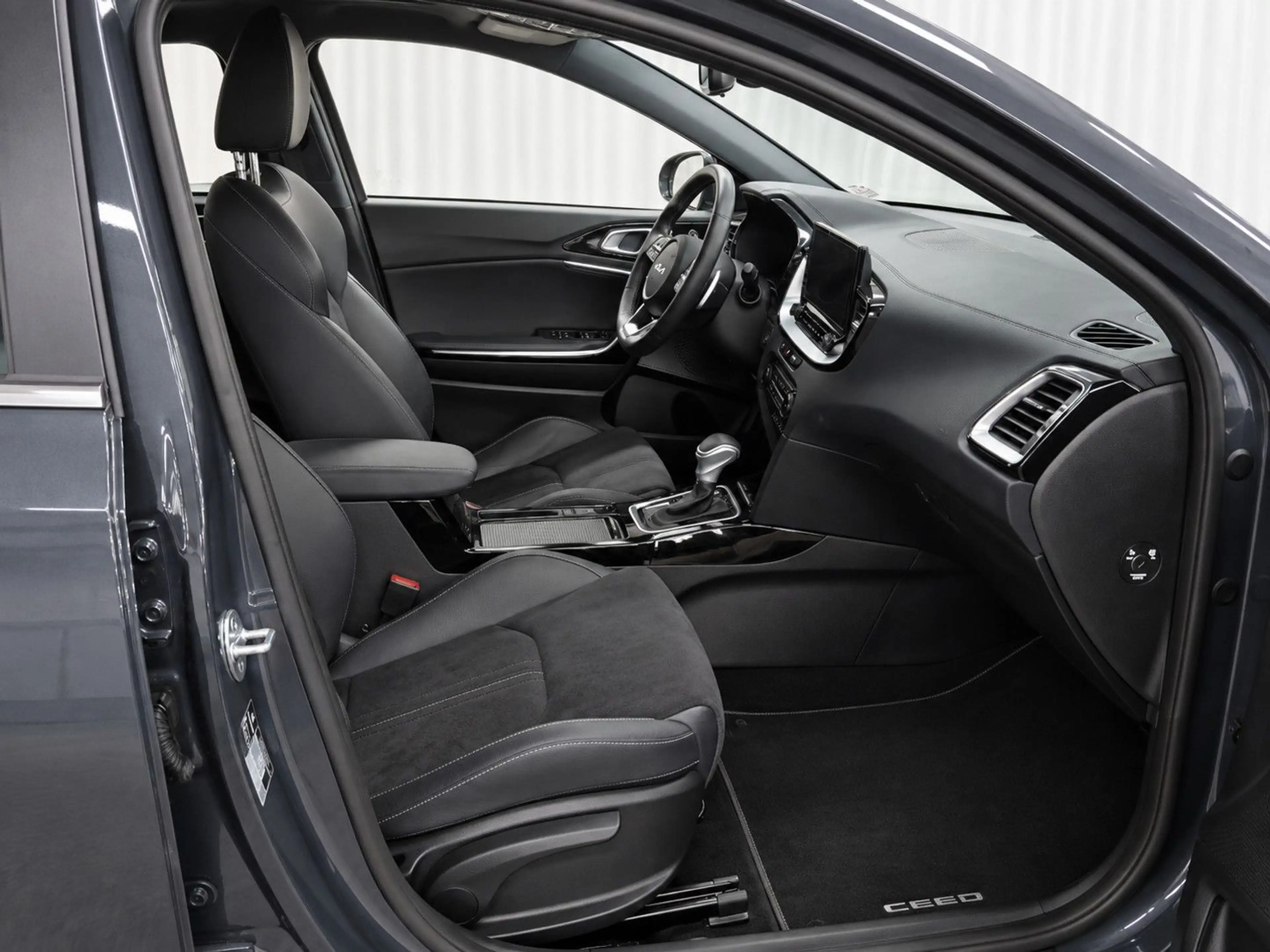 Kia Ceed SW / cee'd SW Ceed SW *GT-LINE* ACC+RFKMRA+E-SITZE+PANO-DACH — photo 6