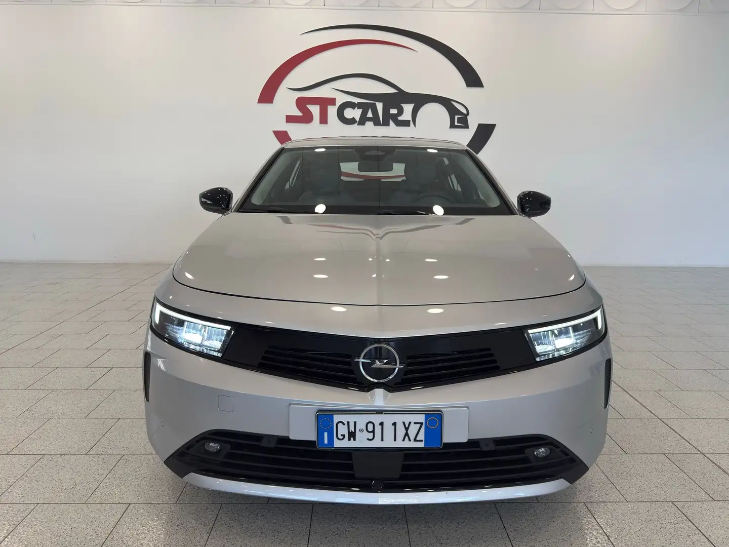 Opel Astra Sports Tourer 1.5 Edition Zilver - 2