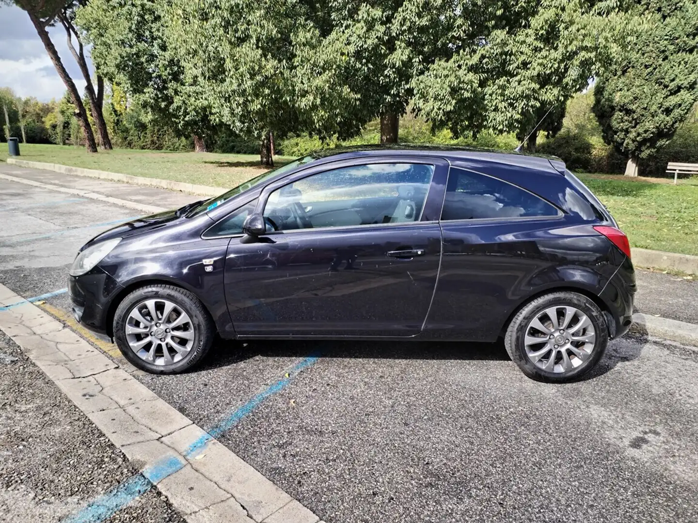 Opel Corsa Corsa 1.2 3 porte Sport Nero - 2