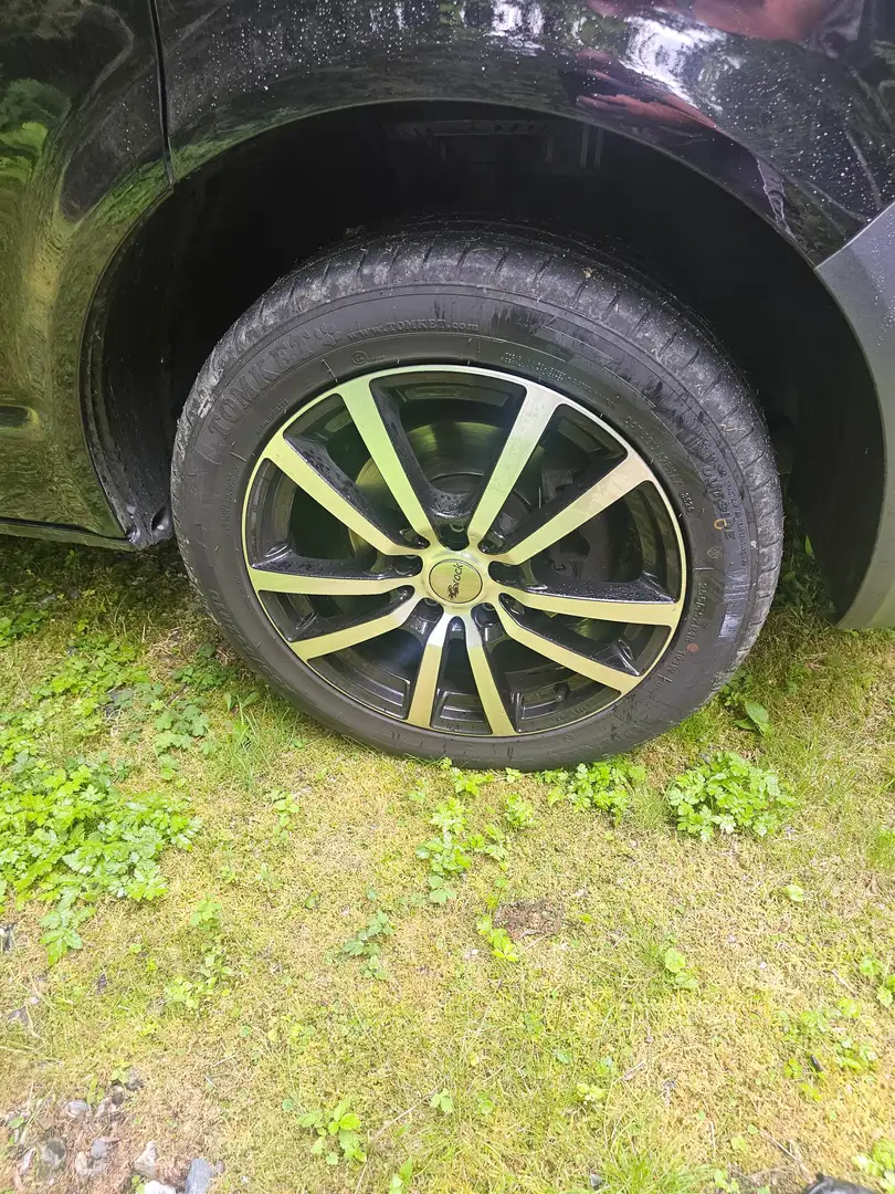 Volkswagen T6 Kombi Kombi KR 2,0 TDI BMT Černá - 1