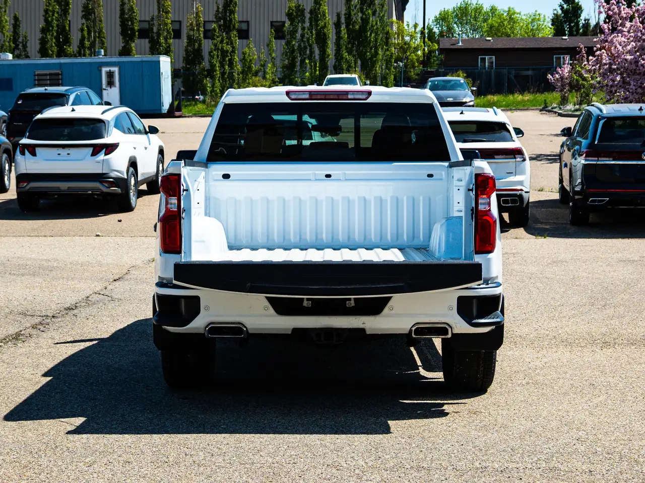 Chevrolet Silverado 1500 снимка Chevrolet Silverado 1500