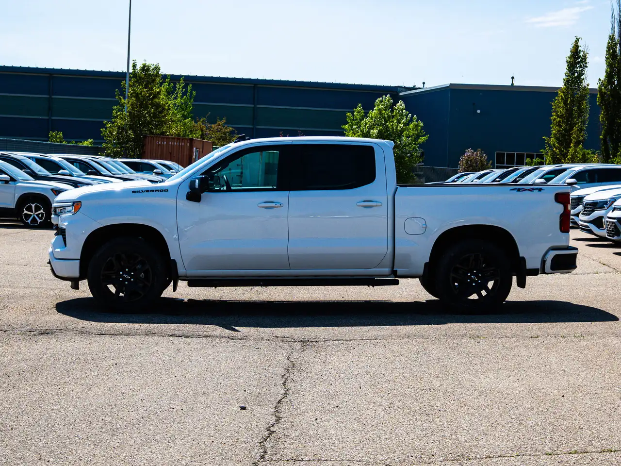 Chevrolet Silverado 1500 снимка Chevrolet Silverado 1500