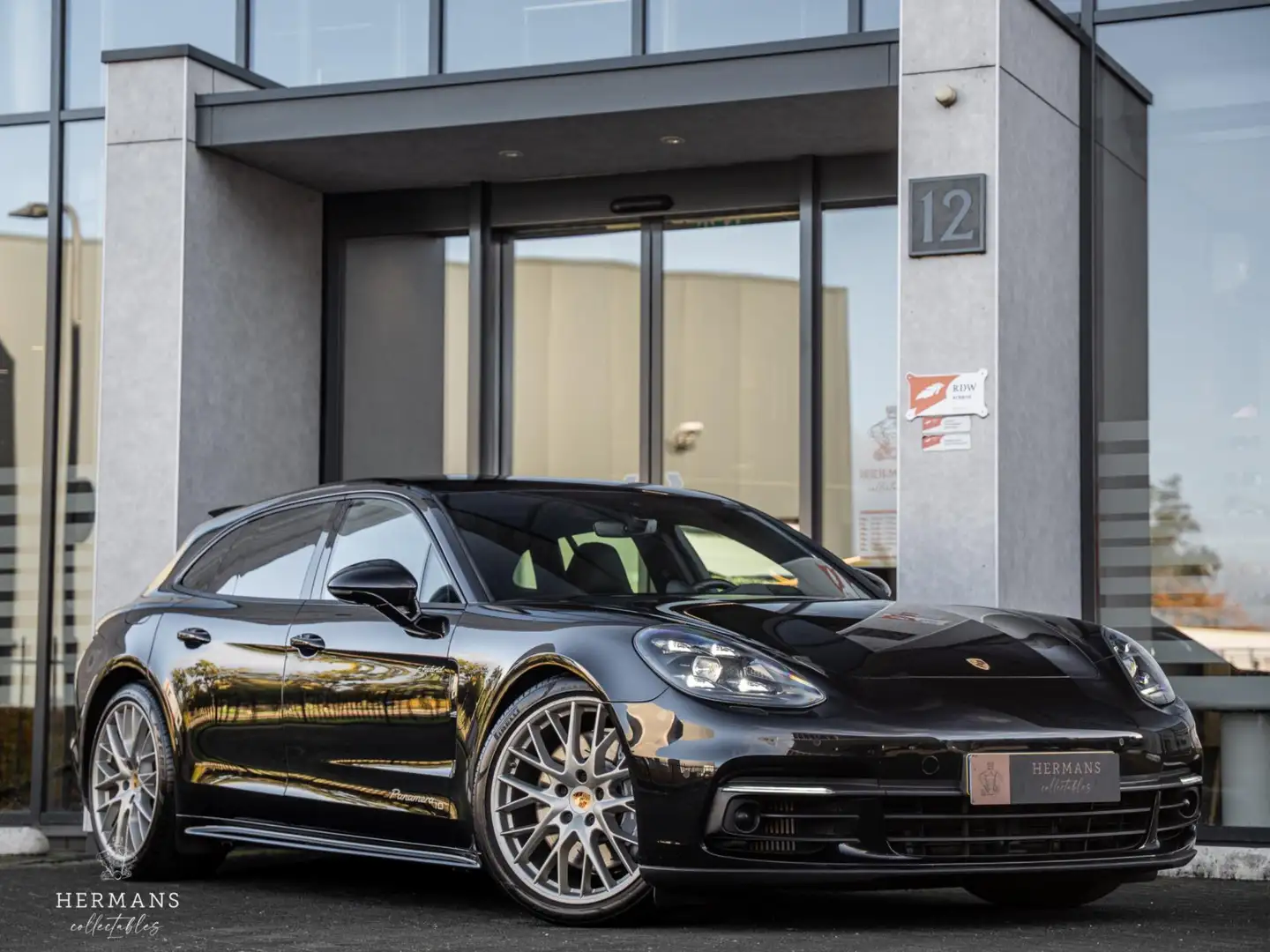Porsche Panamera Sport Turismo 2.9 4 E-Hybrid / 10 Years Edition / Noir - 1