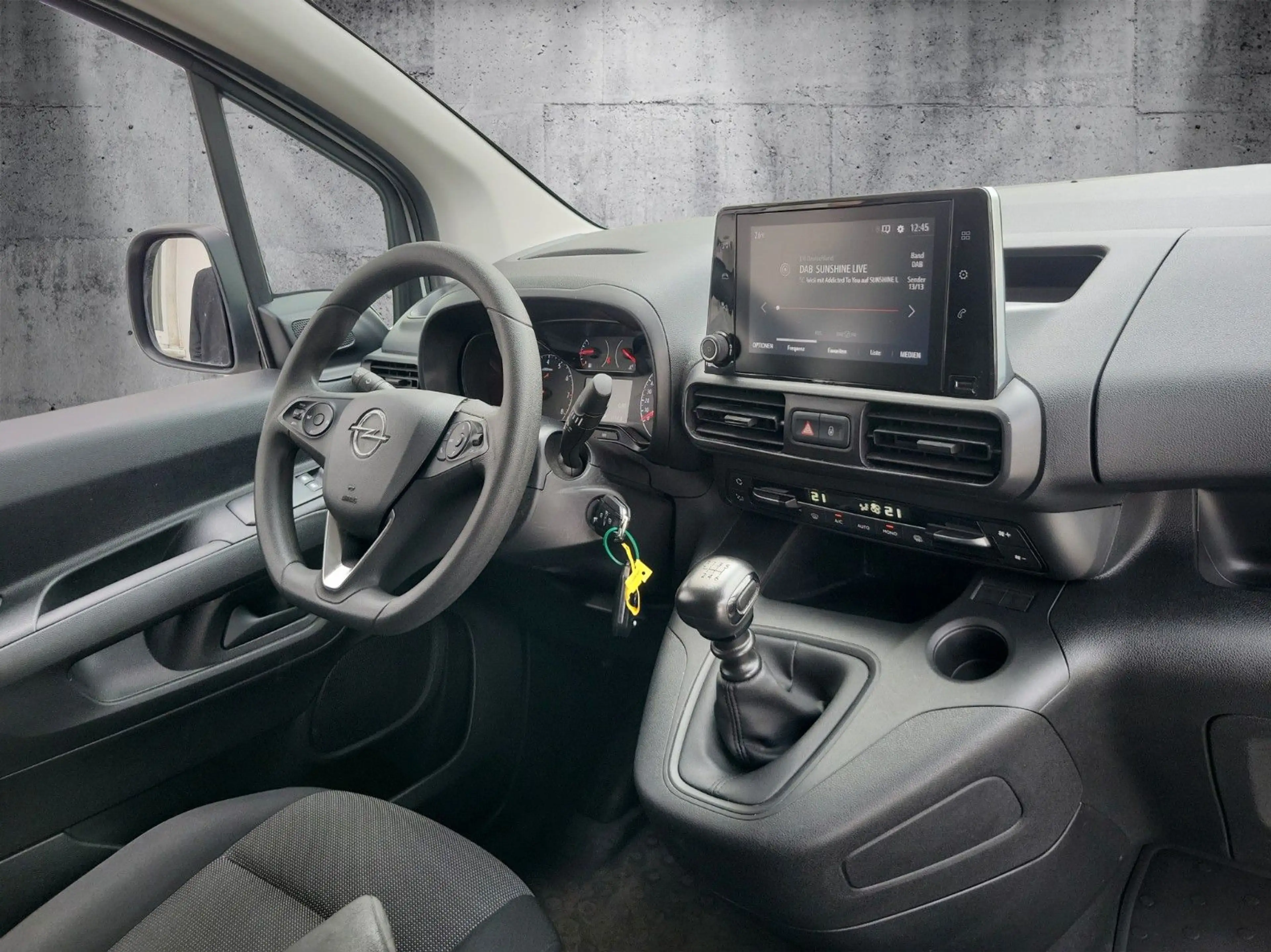 Opel Combo E Cargo"Edition" aus 1-Hand Navi/DAB/Klima — photo 15