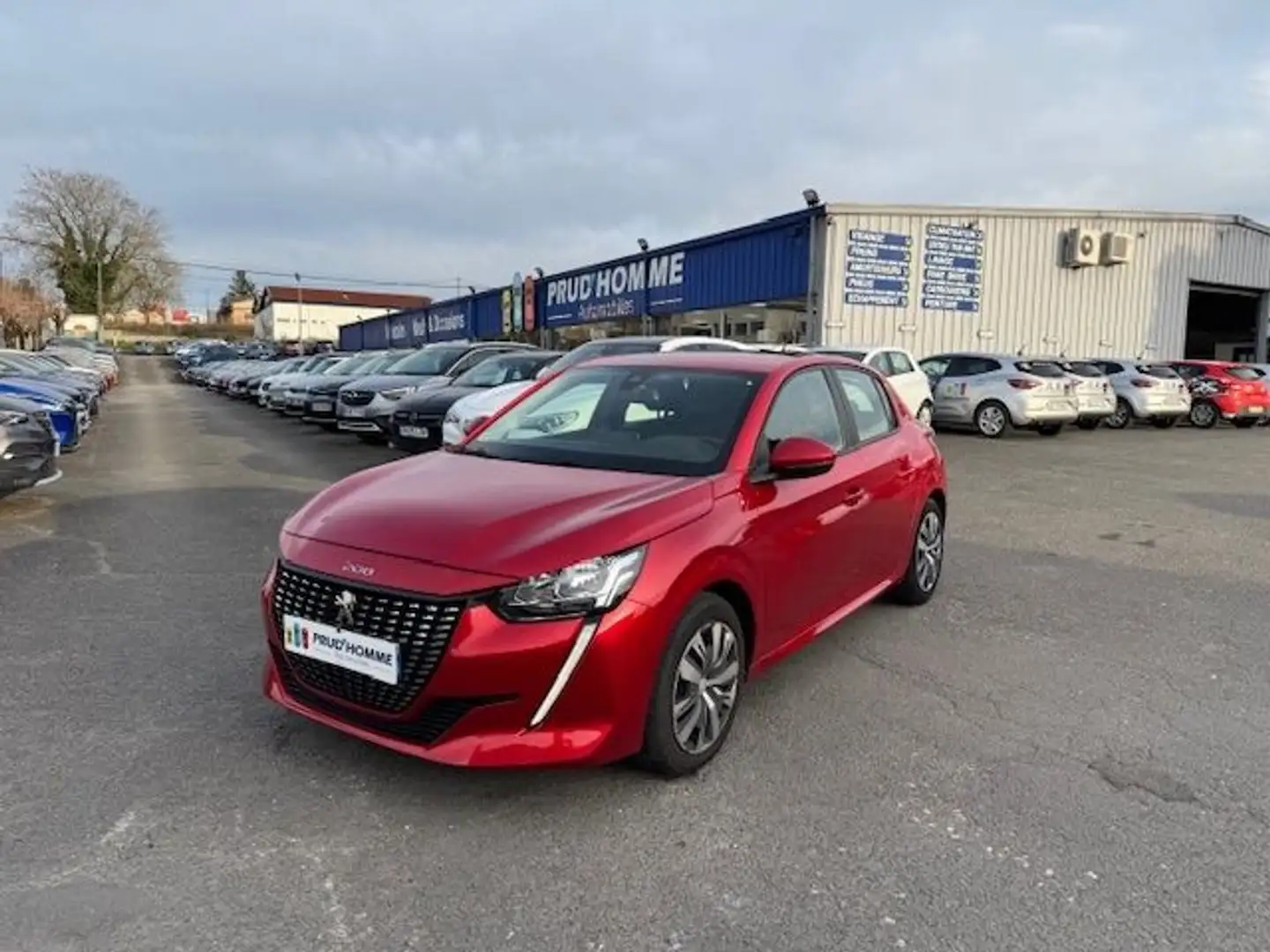 Peugeot iOn 1.2 PURETECH 100CH S\u0026S ACTIVE + OPTIONS Rouge - 1
