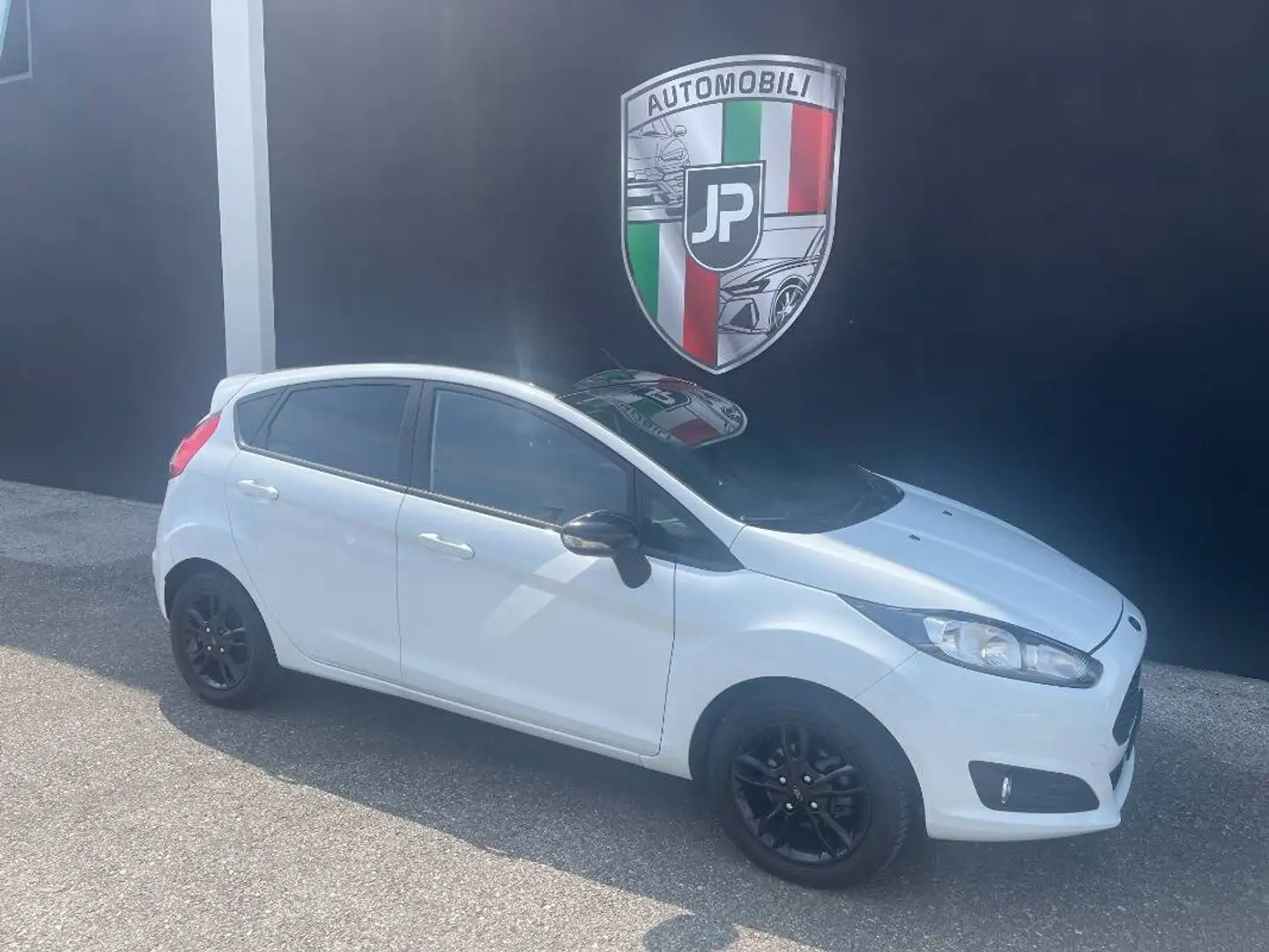 Ford Fiesta 1.5 tdci Business 75cv 5p E6 Blanc - 2
