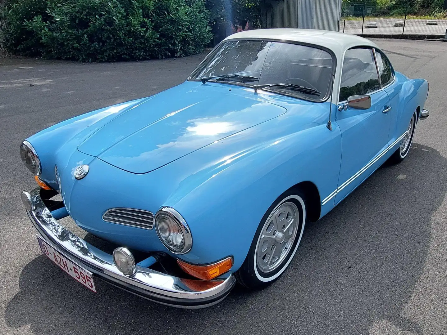 Volkswagen Karmann Ghia 1600 CC Niebieski - 2