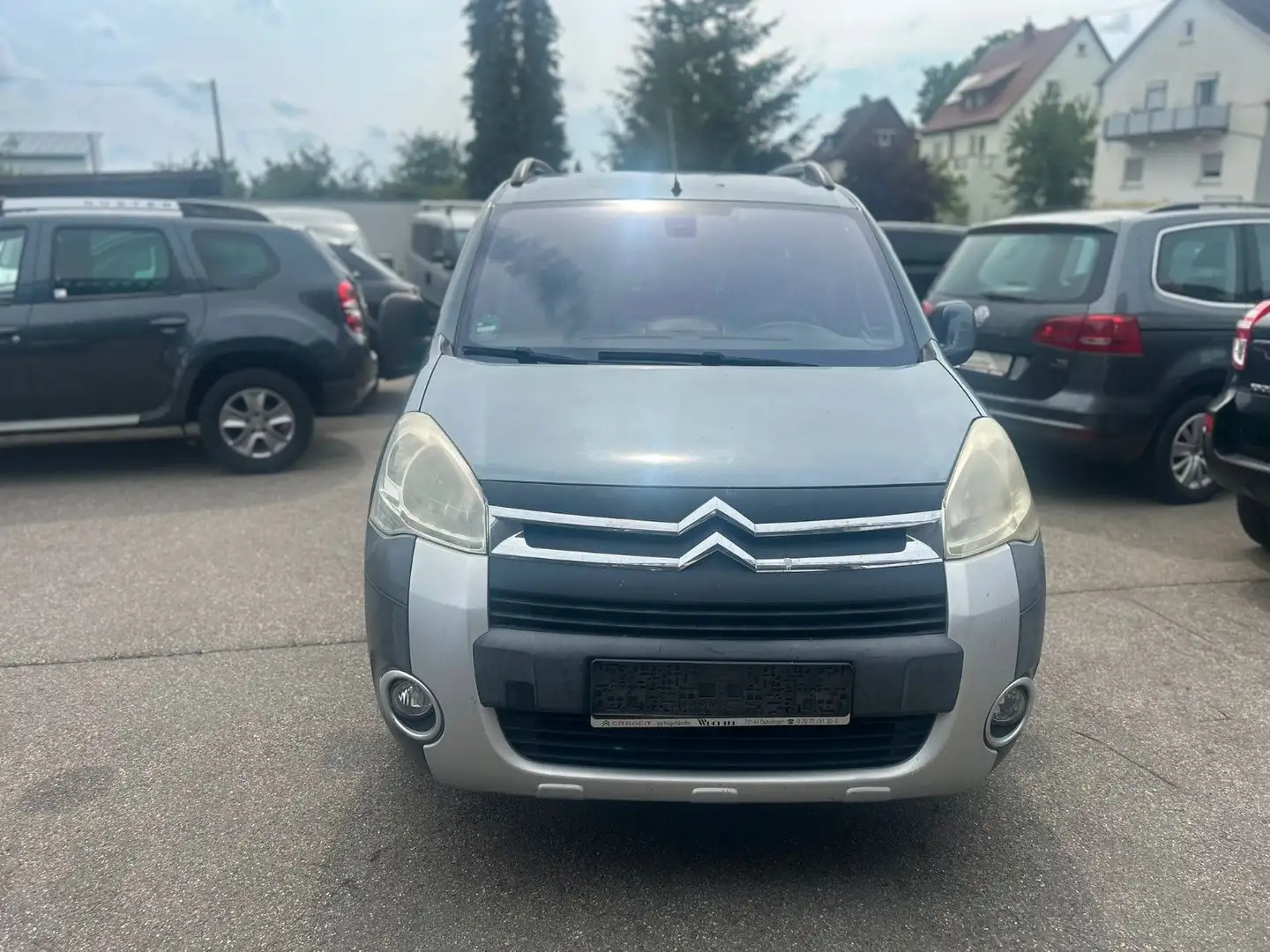 Citroen Berlingo Kombi XTR*HU 01/2026*KLIMA* Grau - 2