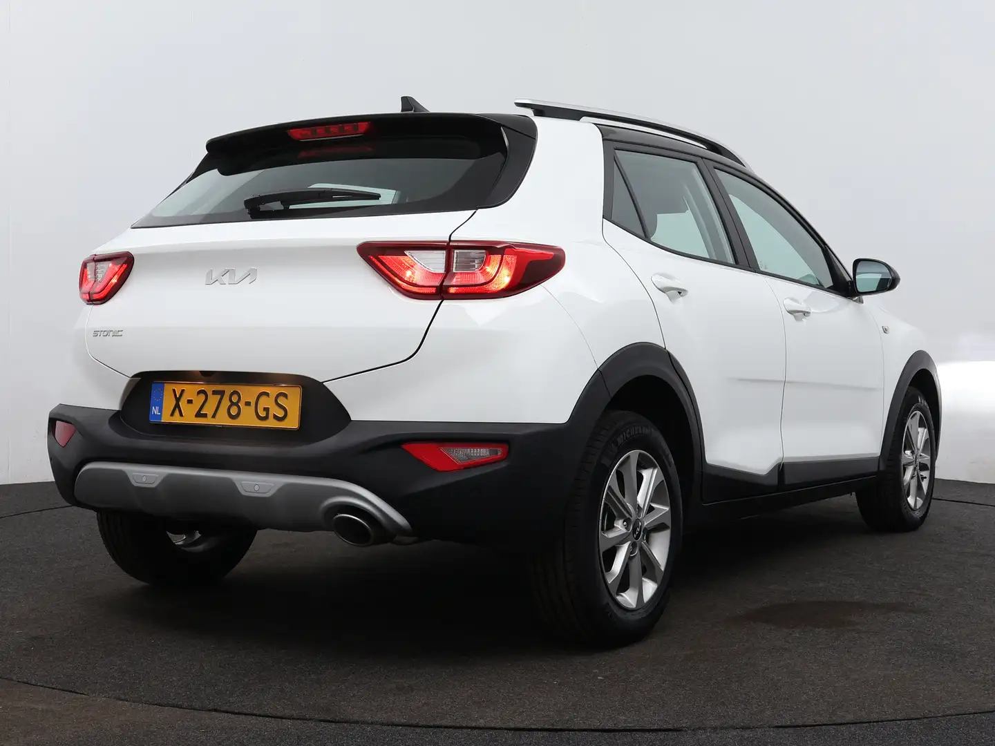 Kia Stonic 1.0 T-GDi MHEV DynamicLine | LED Koplampen | Clima Weiß - 2