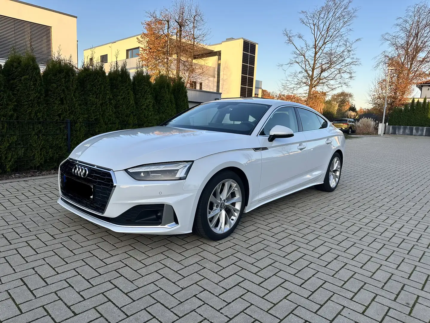 Audi A5 Sportback 40 TFSI S tronic Sport Weiß - 1
