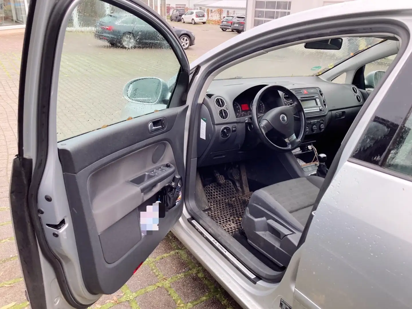 Volkswagen Golf Plus Golf Plus 1.6Tour Edition srebrna - 2